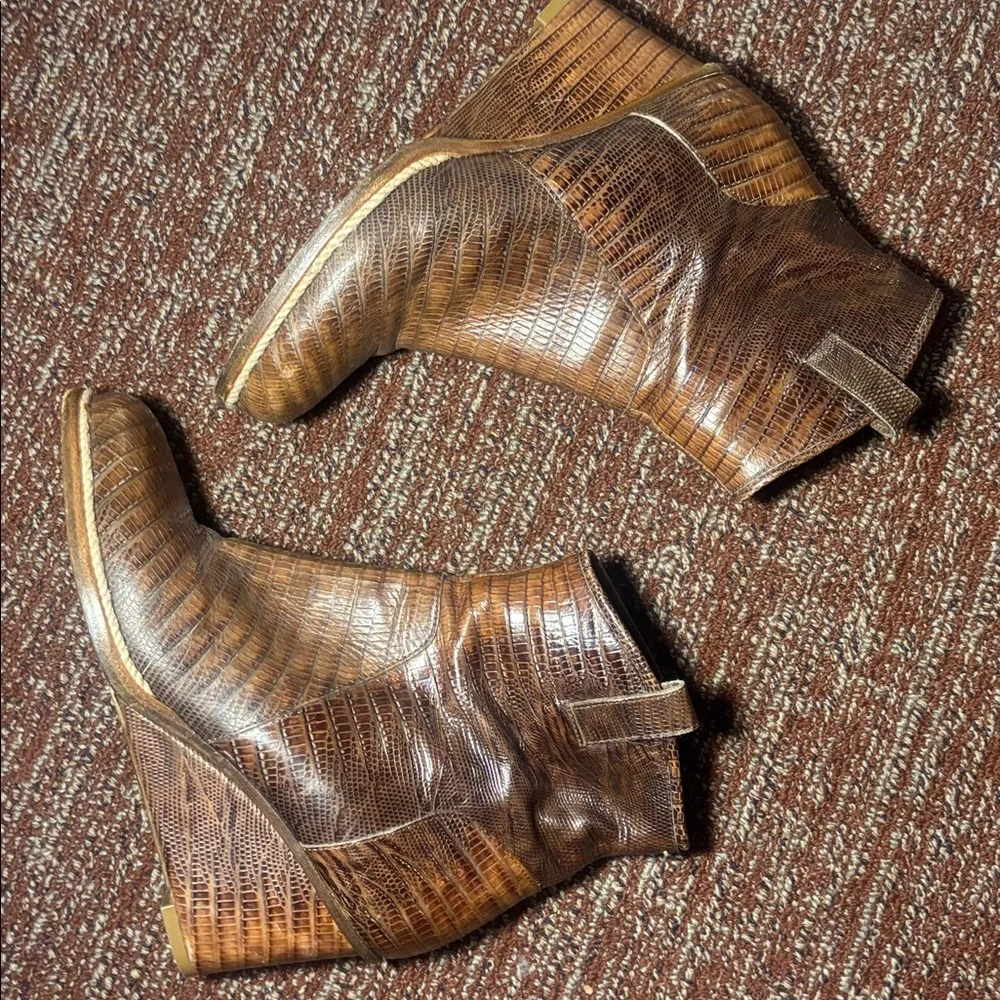 Maison Margiela boots embossed snakeskin Brown Textured Ankle Boots wedge bootie